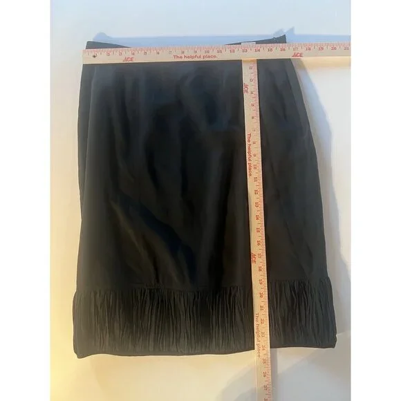 Burberry black silk lined designer knee length skirt 10 luxury pleated hem - Picture 6 of 9